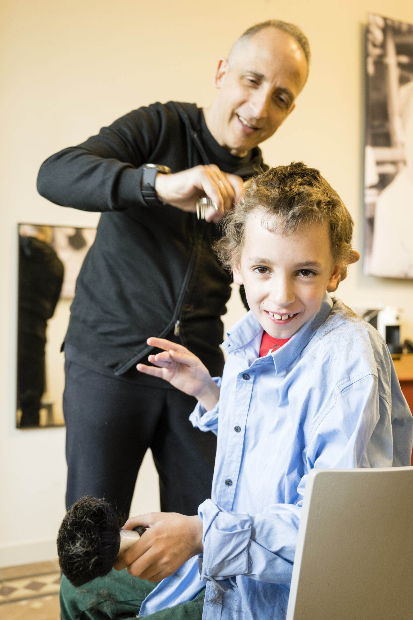 Un parrucchiere per amico in Paideia